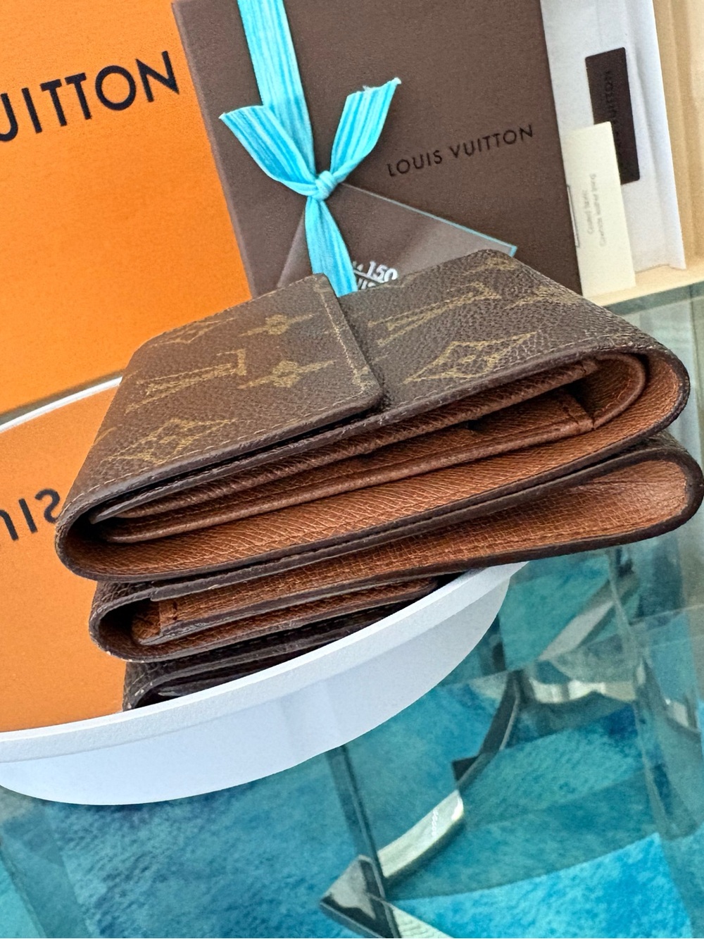 Louis Vuitton Compact Monogram Wallet - Picture 3 of 16